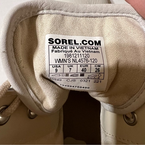 Sorel Booties - Picture 12 of 13